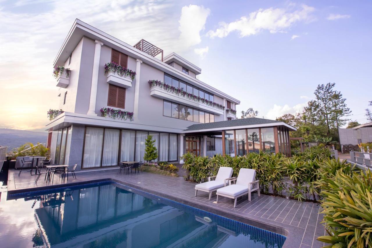 Leela Resort, The Exotic Boutique Hotel - Pure Veg マハバレシュワール エクステリア 写真