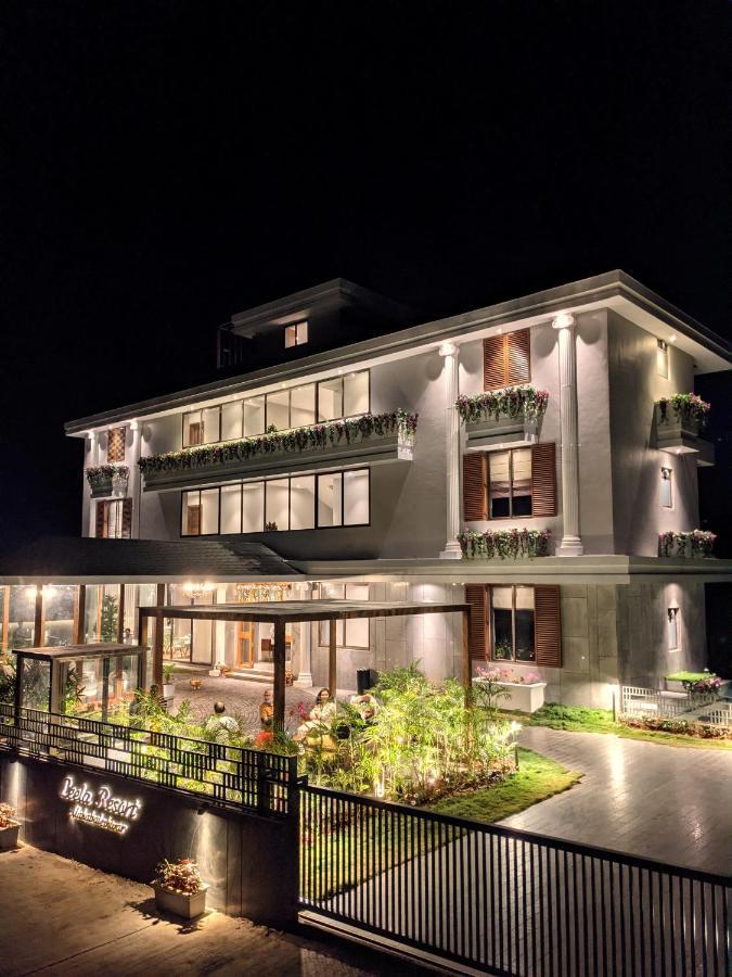 Leela Resort, The Exotic Boutique Hotel - Pure Veg マハバレシュワール エクステリア 写真