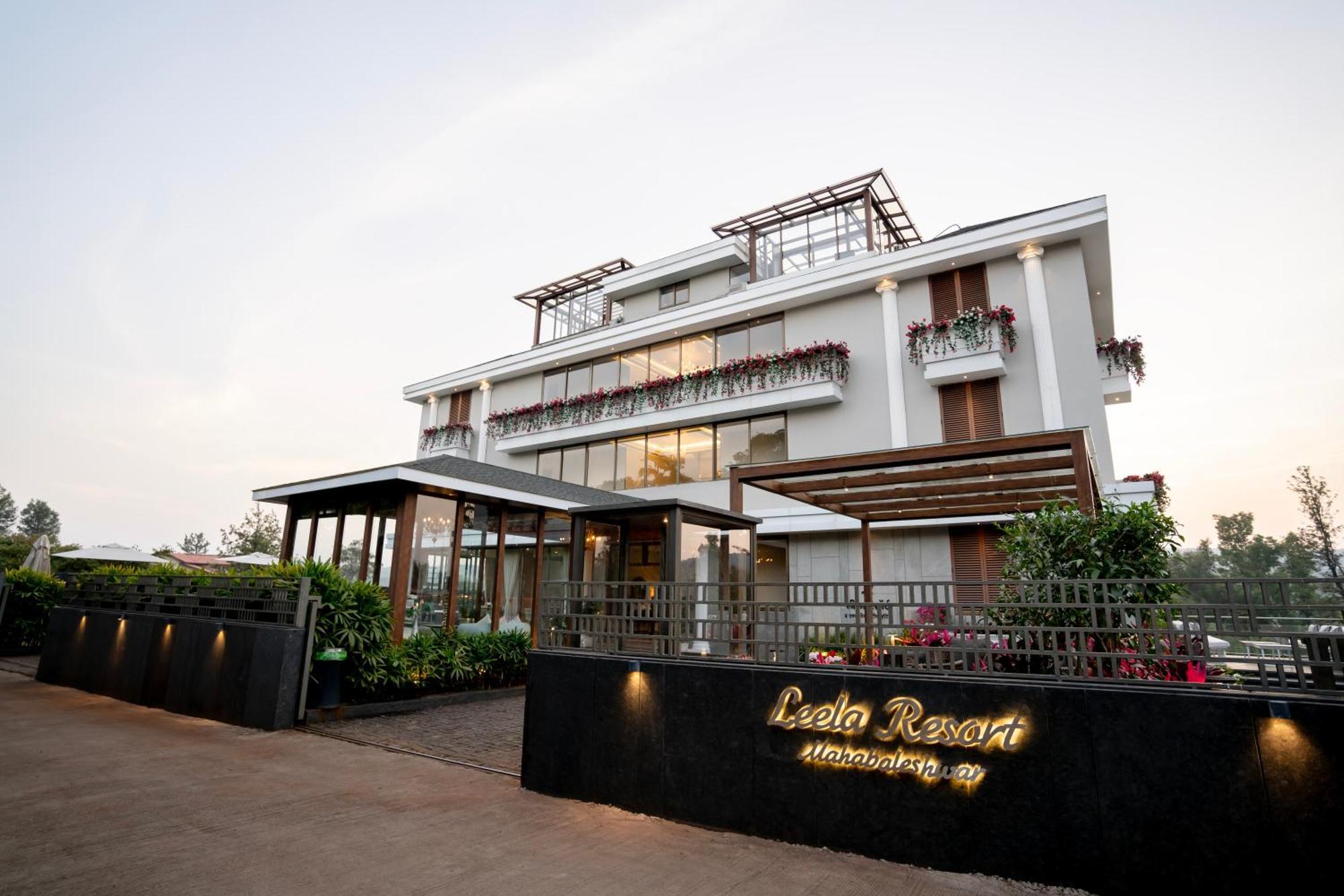 Leela Resort, The Exotic Boutique Hotel - Pure Veg マハバレシュワール エクステリア 写真
